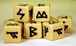 Saga Viking Dice -  Studio Tomahawk