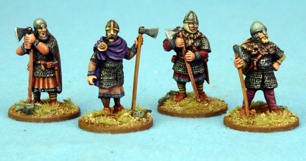 Anglo Danish Hearthguard Axemen STANDING 1 point