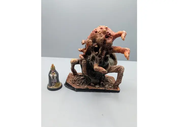 Sun Rot Negation Titan: Large Miniature Boss Figure